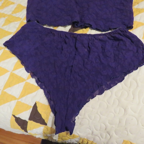 Empire Intimates Purple Lace Top/Bottoms 2 pc Lingerie 2X - Picture 2 of 4